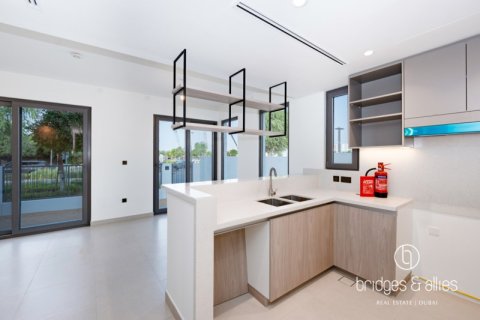 Tilal Al Ghaf, Dubai, BAE’de kiralık villa 4 yatak odası, 144 m&sup2; No 697430 - fotoğraf 7