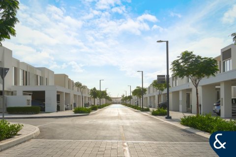 Villa à vendre à  The Valley, Dubai, EAU 4 chambres, 210 m2 № 697815 - photo 3