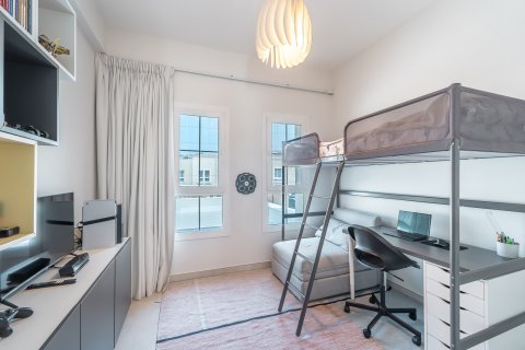 Kaupunkipientalo Dubai, Arabiemiraatit 3 makuuhuonetta, 244 m2 № 698828 - kuva 13