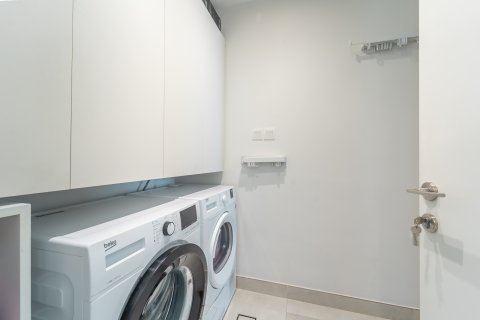 Kaupunkipientalo Dubai, Arabiemiraatit 3 makuuhuonetta, 244 m2 № 698828 - kuva 21