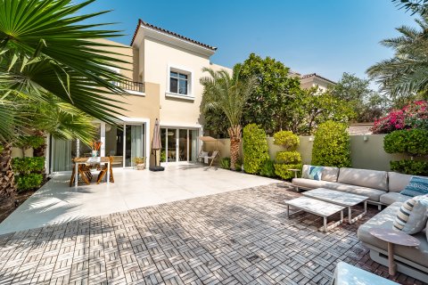 Kaupunkipientalo Dubai, Arabiemiraatit 3 makuuhuonetta, 244 m2 № 698828 - kuva 16