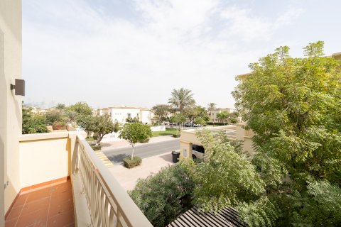Villa in The Springs, Dubai, UAE 3 bedrooms, 163.88 sq.m. № 748957 - photo 19