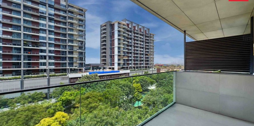 Apartament në Dubai, Emiratet e Bashkuara Arabe 2 dhoma gjumi, 104.4 m2. № 631885