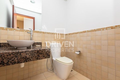 Üürile anda korter asukohaga Jumeirah Beach Residence, Dubai, AÜE: 2 magamistoaga, 130.25 m² Nr 754253 - pilt 15