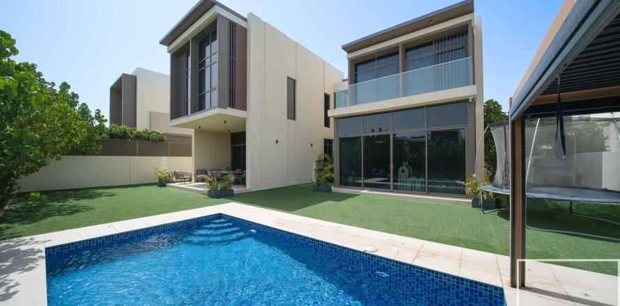 ویلا در Dubai Hills Estate، Dubai ، امارات متحده عربی 4 خوابه ، 659.98 متر مربع.  شماره 747856