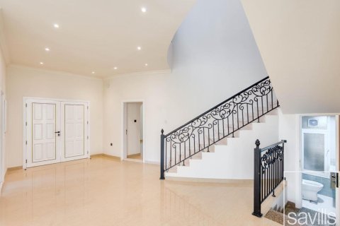 Villa sa Umm Suqeim, Dubai, UAE 5 silid-tulugan, 1848.03 sq.m. № 747860