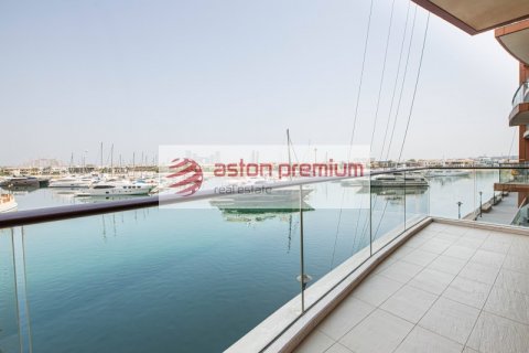 Apartemen di Palm Jumeirah, Dubai, UEA 2 kamar tidur, 155.8 m2 nomor 633442 - foto 2
