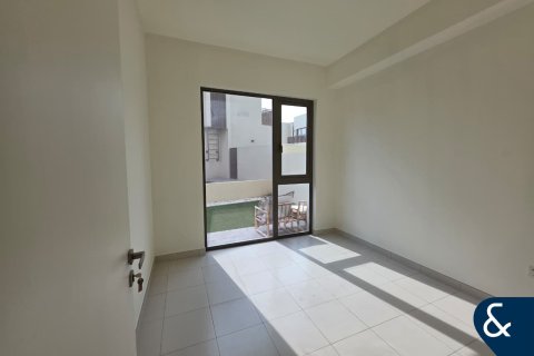 Vila di Dubai South (Dubai World Central), Dubai, UAE 4 bilik tidur, 237 meter persegi № 685048 - foto 6