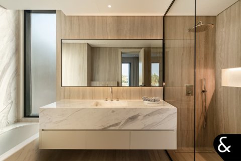 Villa en venta en Jumeirah Islands, Dubai, EAU 5 dormitorios, 548 m2 № 685049 - foto 25