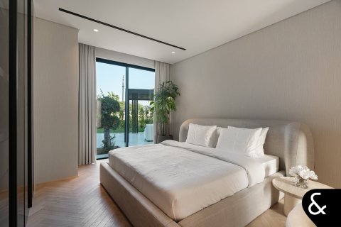 Villa en venta en Jumeirah Islands, Dubai, EAU 5 dormitorios, 548 m2 № 685049 - foto 18