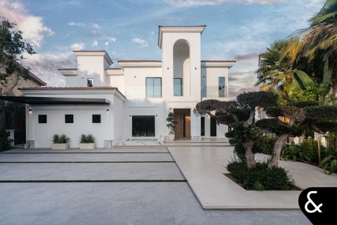 Villa en venta en Jumeirah Islands, Dubai, EAU 5 dormitorios, 548 m2 № 685049 - foto 3