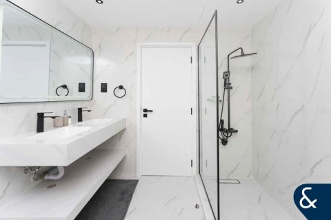 Dzīvoklis Jumeirah Beach Residence, Dubaijā, AAE 2 istabas, 110 m2 Nr. 685051 - attēls 8