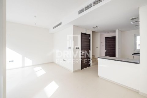 Kuća u nizu u gradu Dubai, UAE 3 spavaće sobe, 114.64 m2 Br. 759547 - Slika 3