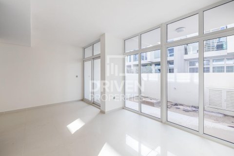 Kuća u nizu u gradu Dubai, UAE 3 spavaće sobe, 114.64 m2 Br. 759547 - Slika 2