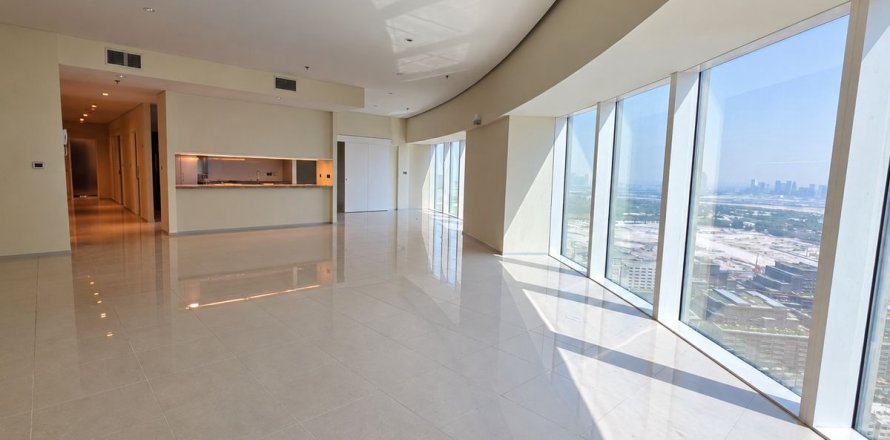 Apartamento em Sheikh Zayed Road, Dubai, EAU 3 quartos, 217 m2 № 763546