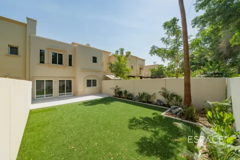 Vila u The Springs, Dubai, UAE 3 spavaćih soba, 228 m2 Br. 738362 - fotografija 17
