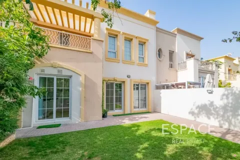 Villa à louer à The Springs, Dubai, EAU 3 chambres, 228 m2 № 738366 - photo 1