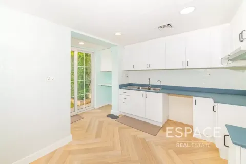 Villa à louer à The Springs, Dubai, EAU 3 chambres, 228 m2 № 738366 - photo 6