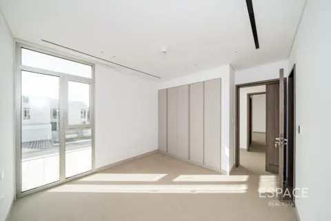 Vilë në Jumeirah Park, Dubai, Emiratet e Bashkuara Arabe 5 dhoma gjumi, 510 m2. № 738367 - Foto 9