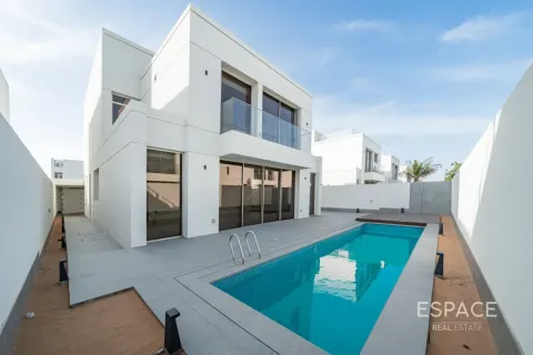 Vilë në Jumeirah Park, Dubai, Emiratet e Bashkuara Arabe 5 dhoma gjumi, 510 m2. № 738367 - Foto 1