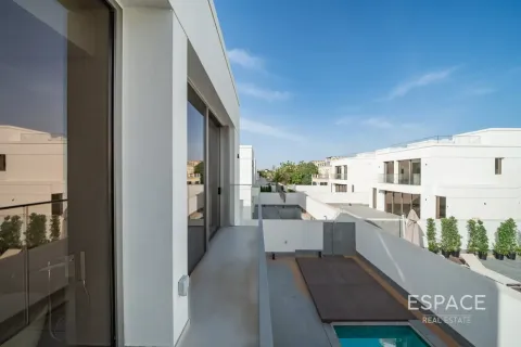 Vilë në Jumeirah Park, Dubai, Emiratet e Bashkuara Arabe 5 dhoma gjumi, 510 m2. № 738367 - Foto 19