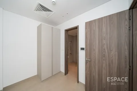 Vilë në Jumeirah Park, Dubai, Emiratet e Bashkuara Arabe 5 dhoma gjumi, 510 m2. № 738367 - Foto 8
