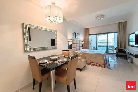 Apartment in Business Bay, Dubai, UAE 51.7 sq.m. № 727343 - photo 1