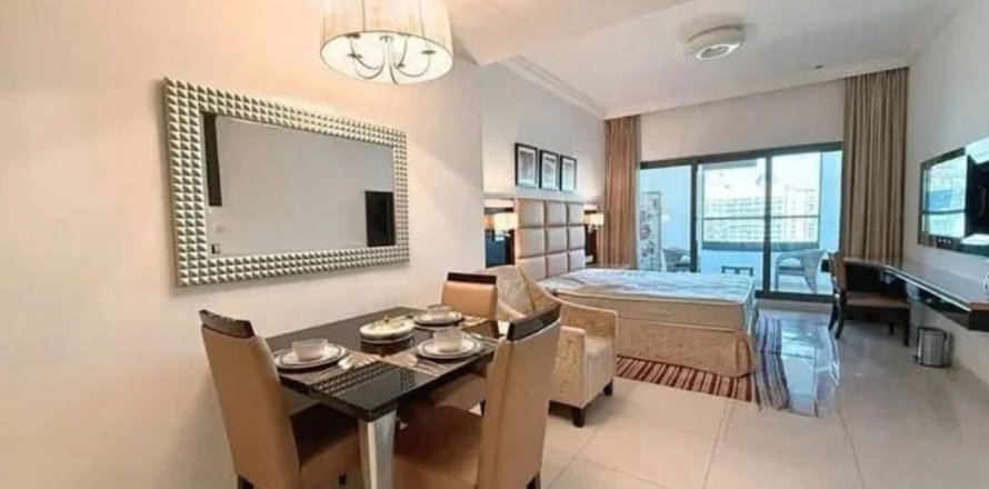 Apartment in Business Bay, Dubai, UAE 51.7 sq.m. № 727343