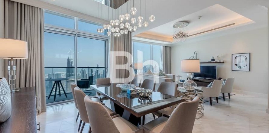 Apartament în Downtown Dubai (Downtown Burj Dubai), Dubai, EAU 3 dormitoare, 203 mp. №642628