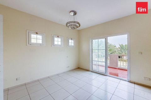 Vilă de vânzare în Dubai, EAU 3 dormitoare, 365.3 mp.  №678997 - poză 11