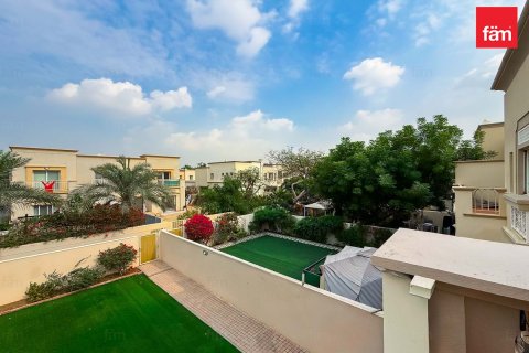 Vilă de vânzare în Dubai, EAU 3 dormitoare, 365.3 mp.  №678997 - poză 23