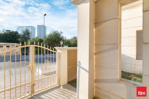 Vilă de închiriat în Dubai, EAU 4 dormitoare, 170.3 mp.  №678998 - poză 24