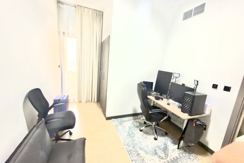 Lägenhet till försäljning i Dubai, UAE 2 sovrum, 80 kvm Nr. 730461 - fotografi 7
