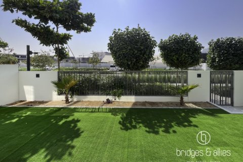 Vila u Dubai, UAE 4 spavaćih soba, 226.1 m2 Br. 669168 - fotografija 8