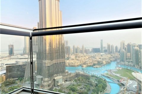 Apartemen di Downtown Dubai (Downtown Burj Dubai), UEA 3 kamar tidur, 178.9 m2 nomor 669166 - foto 2
