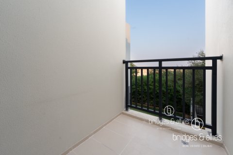 Villa in Dubai Hills Estate, UAE 3 bedrooms, 202.6 sq.m. № 669172 - photo 11