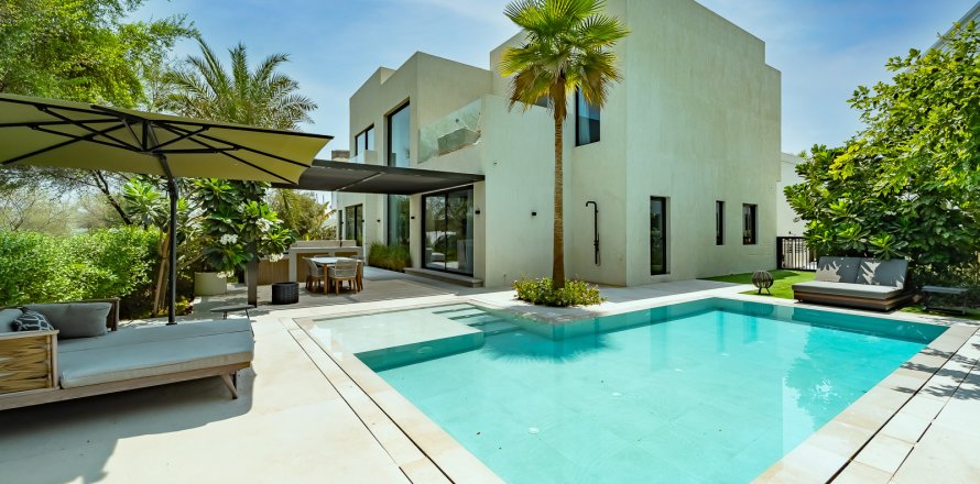 ویلا در Jumeirah Islands، Dubai ، امارات متحده عربی 5 خوابه ، 1002 متر مربع.  شماره 758470