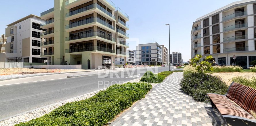 ساختمان در Dubai Land، Dubai ، امارات متحده عربی 750.01 متر مربع.  شماره 742194