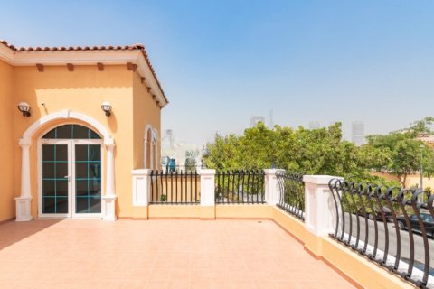 Jumeirah Islands, Dubai, BAE’de satılık villa 5 yatak odası, 800 m² No 700147 - fotoğraf 13