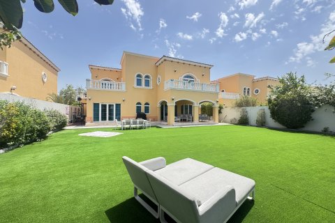 Vila di Jumeirah Islands, Dubai, UEA 5 kamar tidur, 800 m2 nomor 700147 - foto 28