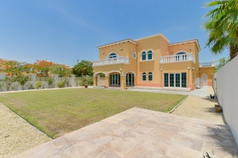 Jumeirah Islands, Dubai, BAE’de satılık villa 5 yatak odası, 800 m² No 700147 - fotoğraf 20