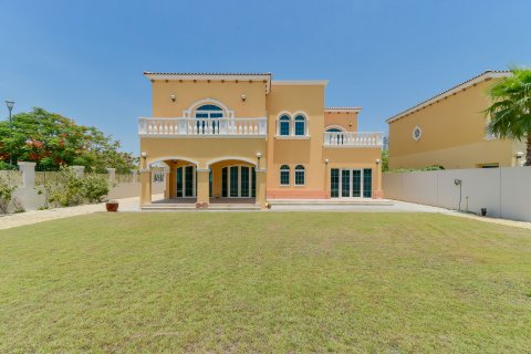 Jumeirah Islands, Dubai, BAE’de satılık villa 5 yatak odası, 800 m² No 700147 - fotoğraf 1