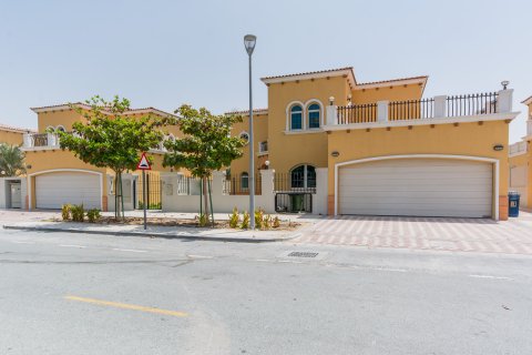 Jumeirah Islands, Dubai, BAE’de satılık villa 5 yatak odası, 800 m² No 700147 - fotoğraf 23