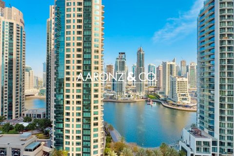 Apartmen di Jumeirah Beach Residence, Dubai, UAE 2 bilik tidur, 130 meter persegi № 706416 - foto 2