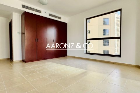 Apartmen di Jumeirah Beach Residence, Dubai, UAE 2 bilik tidur, 130 meter persegi № 706416 - foto 3