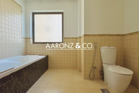 Apartmen di Jumeirah Beach Residence, Dubai, UAE 2 bilik tidur, 130 meter persegi № 706416 - foto 20