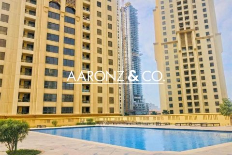 Apartmen di Jumeirah Beach Residence, Dubai, UAE 2 bilik tidur, 130 meter persegi № 706416 - foto 23
