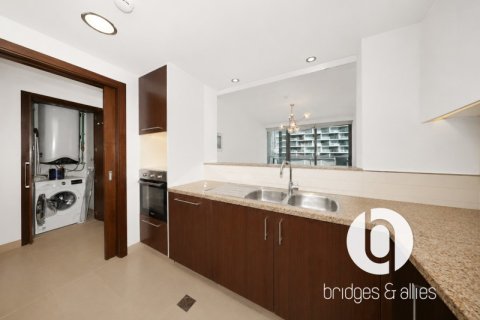Apartemen di Downtown Dubai (Downtown Burj Dubai), UEA 2 kamar tidur, 135 m2 nomor 706417 - foto 5