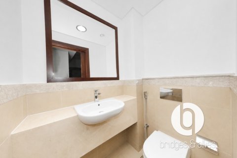 Apartemen di Downtown Dubai (Downtown Burj Dubai), UEA 2 kamar tidur, 135 m2 nomor 706417 - foto 15