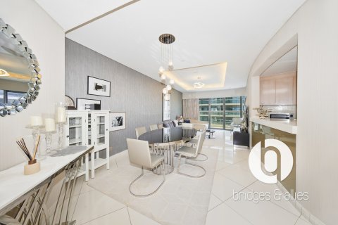 Apartament në Business Bay, Dubai, Emiratet e Bashkuara Arabe 3 dhoma gjumi, 162 m2. № 706420 - Foto 4
